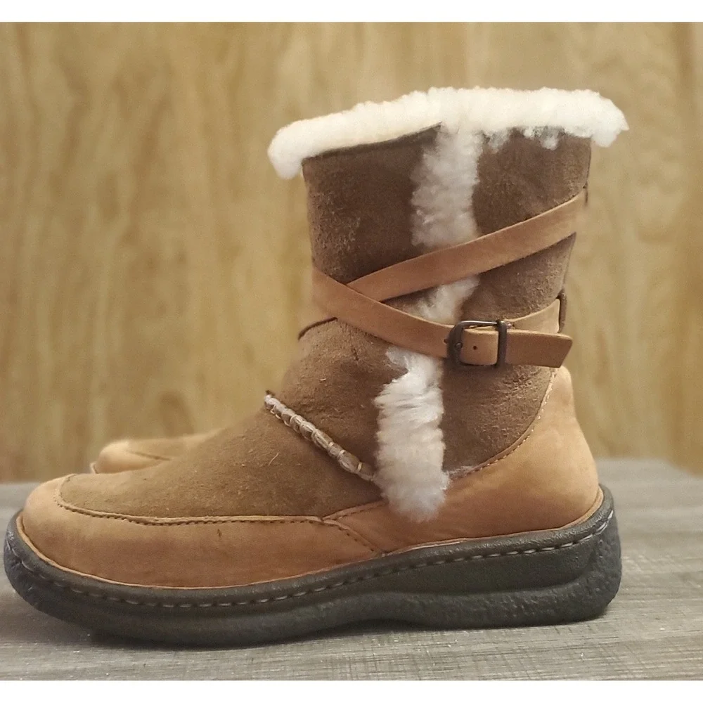 Cabelas Shearling Lined Leather Boots‎ Women's Size 6 Brown